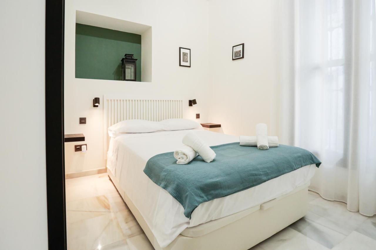 Monkeys Apartments Cervantes Севиля Екстериор снимка
