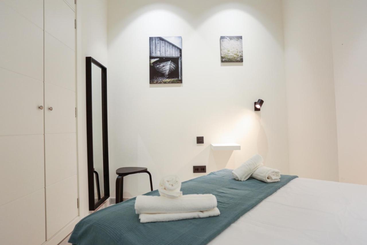 Monkeys Apartments Cervantes Севиля Екстериор снимка