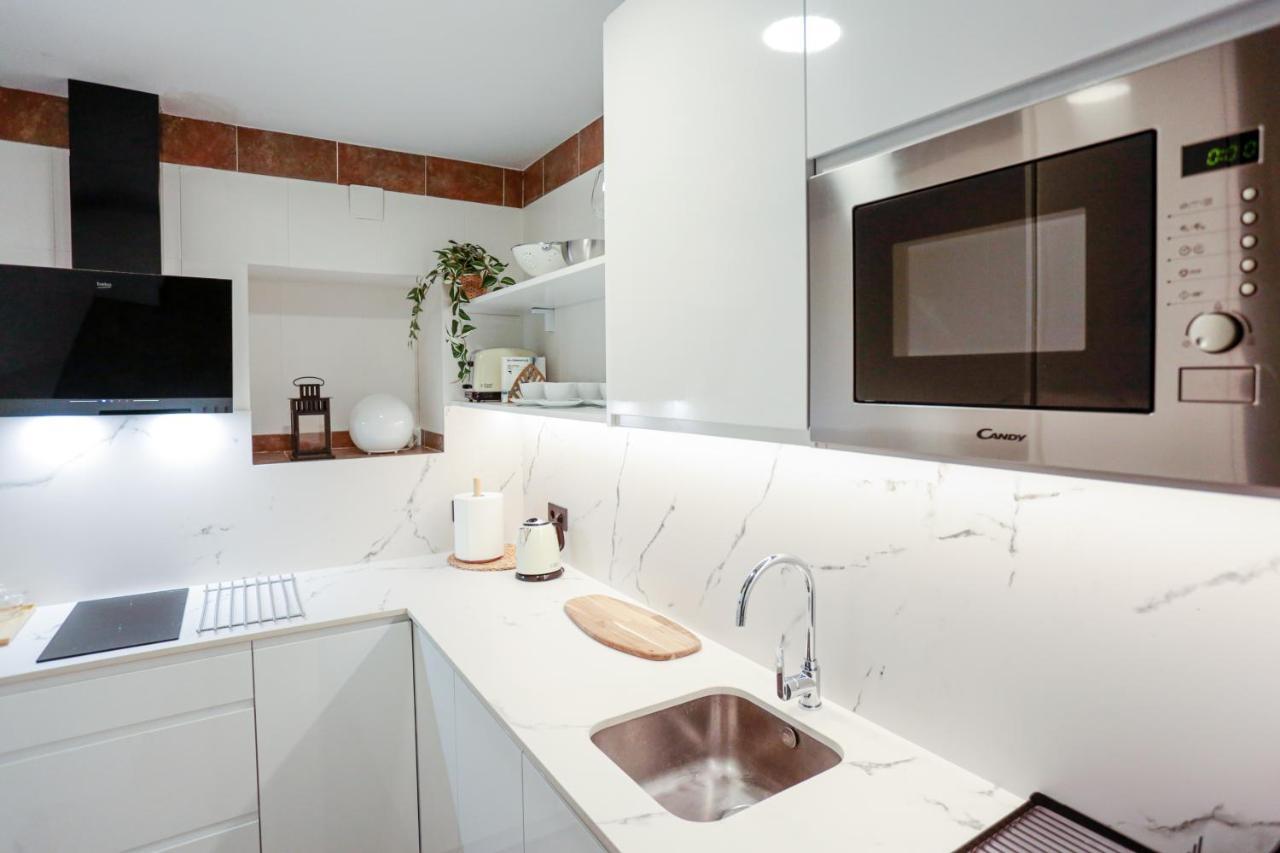 Monkeys Apartments Cervantes Севиля Екстериор снимка