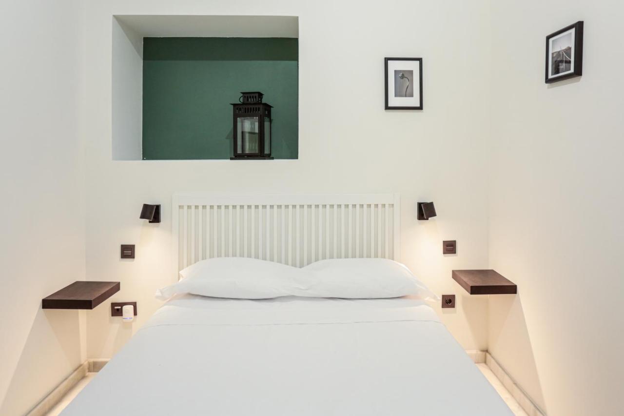 Monkeys Apartments Cervantes Севиля Екстериор снимка