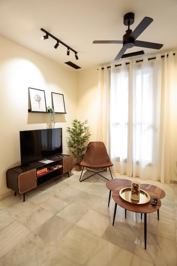Monkeys Apartments Cervantes Севиля Екстериор снимка