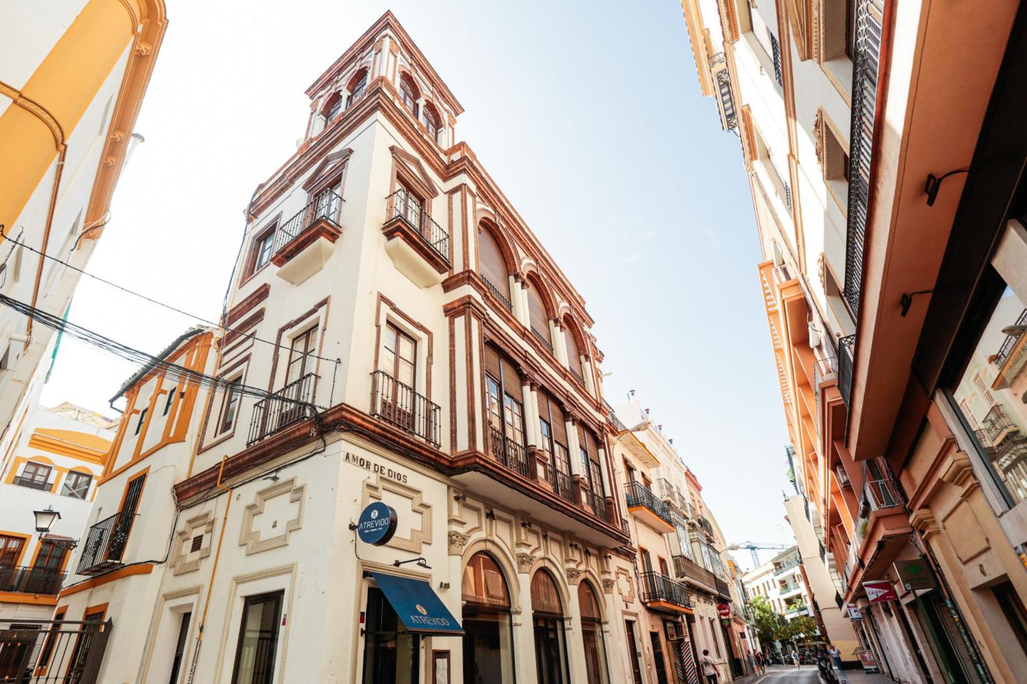 Monkeys Apartments Cervantes Севиля Екстериор снимка