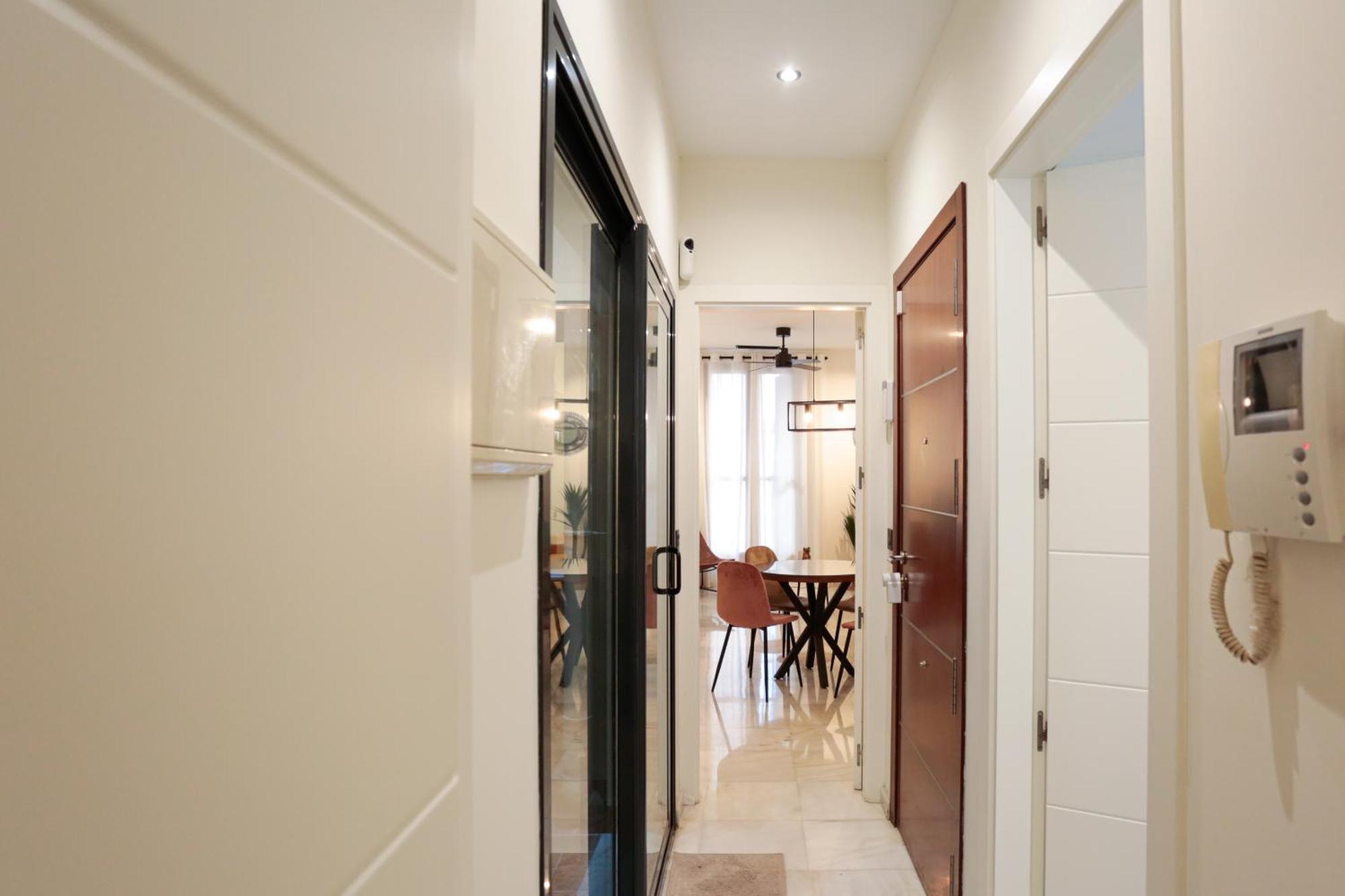 Monkeys Apartments Cervantes Севиля Екстериор снимка