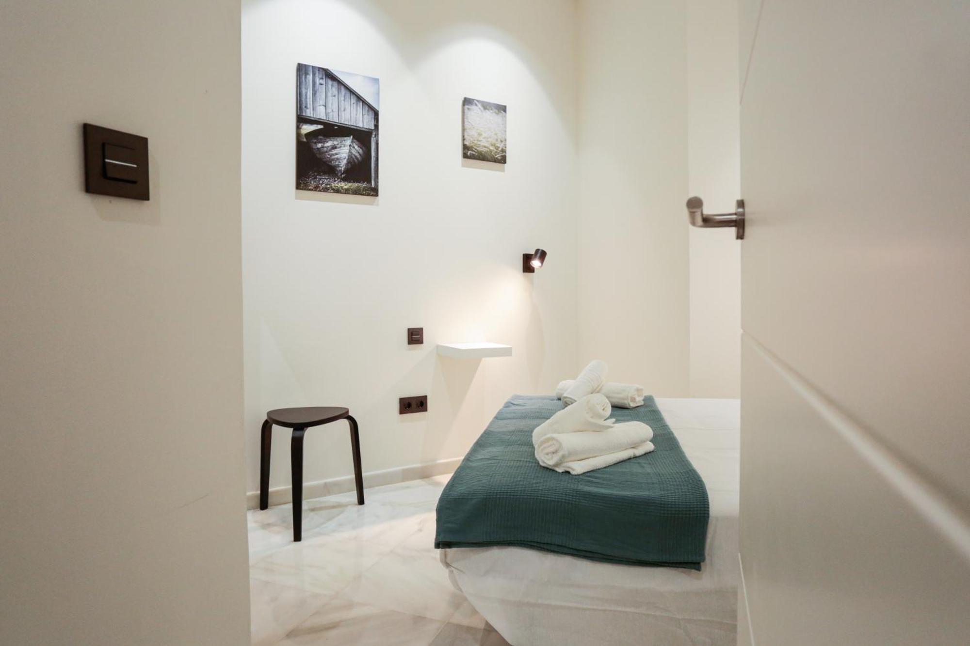 Monkeys Apartments Cervantes Севиля Екстериор снимка