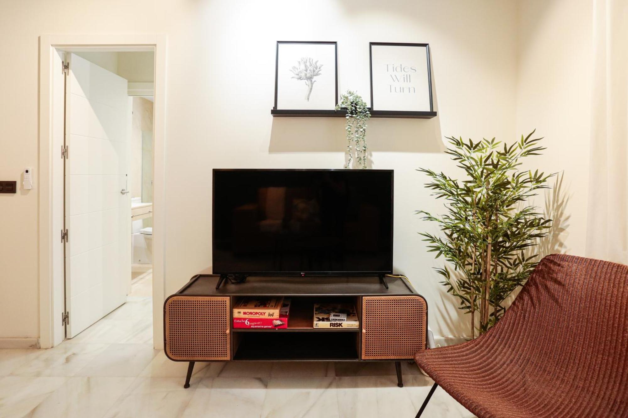 Monkeys Apartments Cervantes Севиля Екстериор снимка